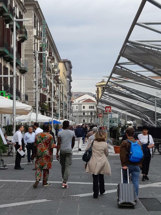 Metropolis Stazione Centrale Neapol Exteriér fotografie